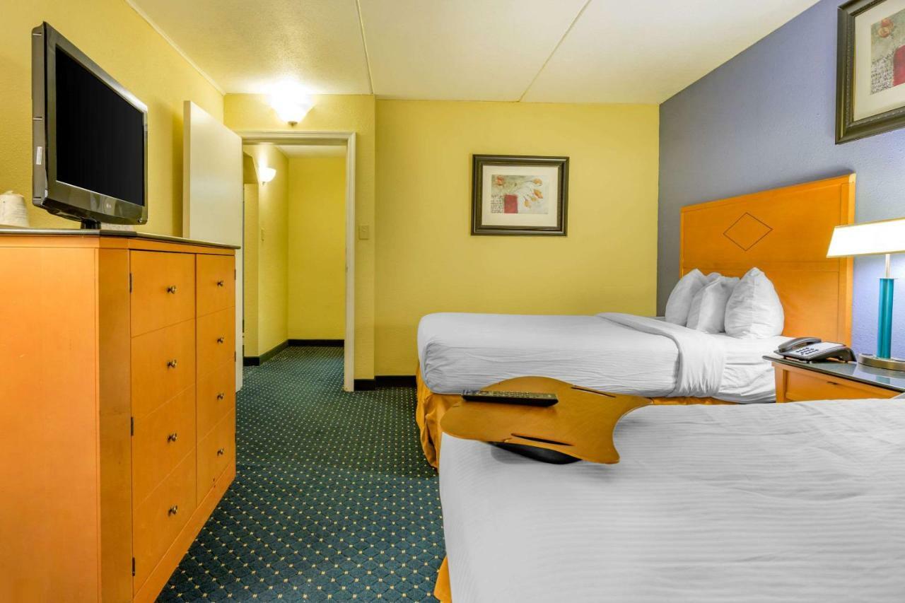 Aire Hotel Lebanon Hershey Exterior photo