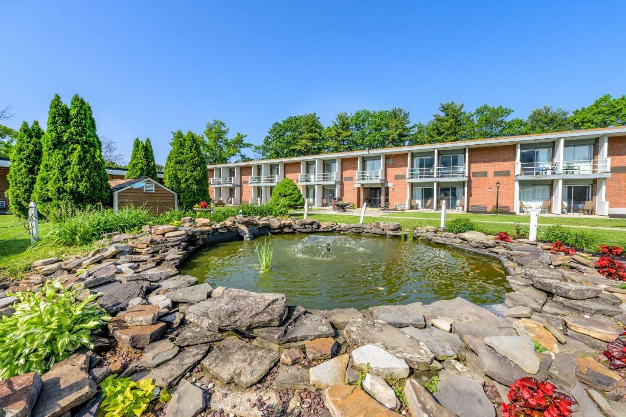 Aire Hotel Lebanon Hershey Exterior photo