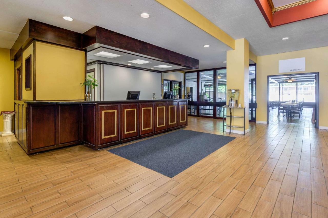 Aire Hotel Lebanon Hershey Exterior photo
