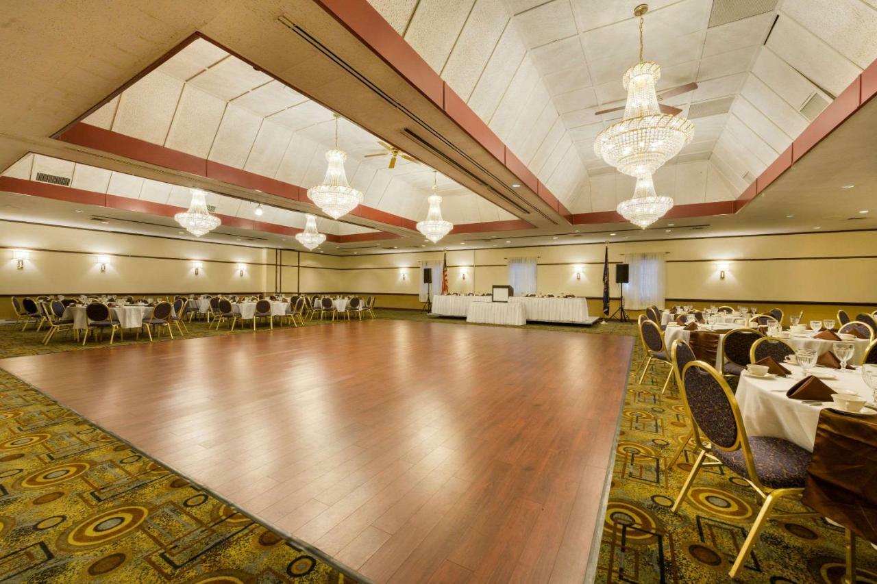 Aire Hotel Lebanon Hershey Exterior photo